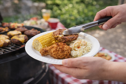 100 or 30  Pack White Paper Plates 18cm 7 Inch – Disposable Party Plates for BBQs, Buffets, Outdoor Events & Celebrations