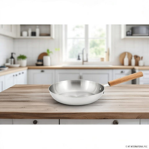 24cm Fry Pan with Wooden Handle Single Piece for Stovetop Cooking