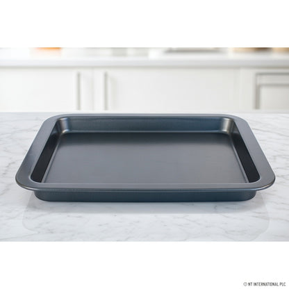 33 x 23 x 2cm Non Stick Oblong Roaster for Easy Baking and Roasting
