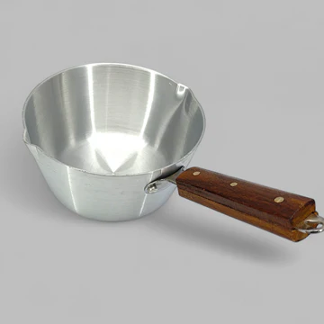20cm Milk Pan with Wooden Handle Single Piece for Stovetop Cooking